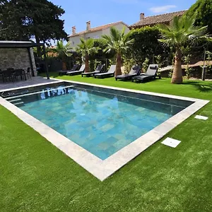 Appartement Etoile Du Berger 3 Et 4 Jardin Individuel Et Piscine Chauffee En Saison - La Et Les Plages 450 M, Saint Aygulf